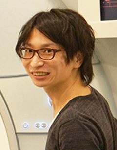 角谷 基文